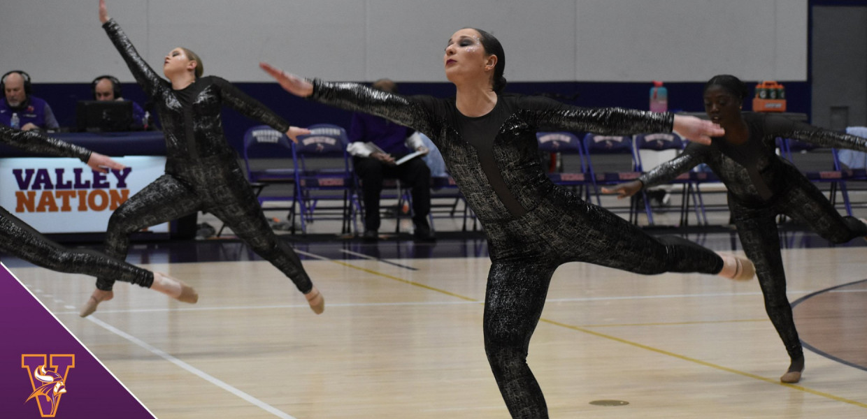 Dance Team Places Fourth at MNU Invitational